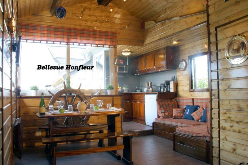 Le Bellevue - Beautiful Sea View Apartment องเฟลอร์ ภายนอก รูปภาพ